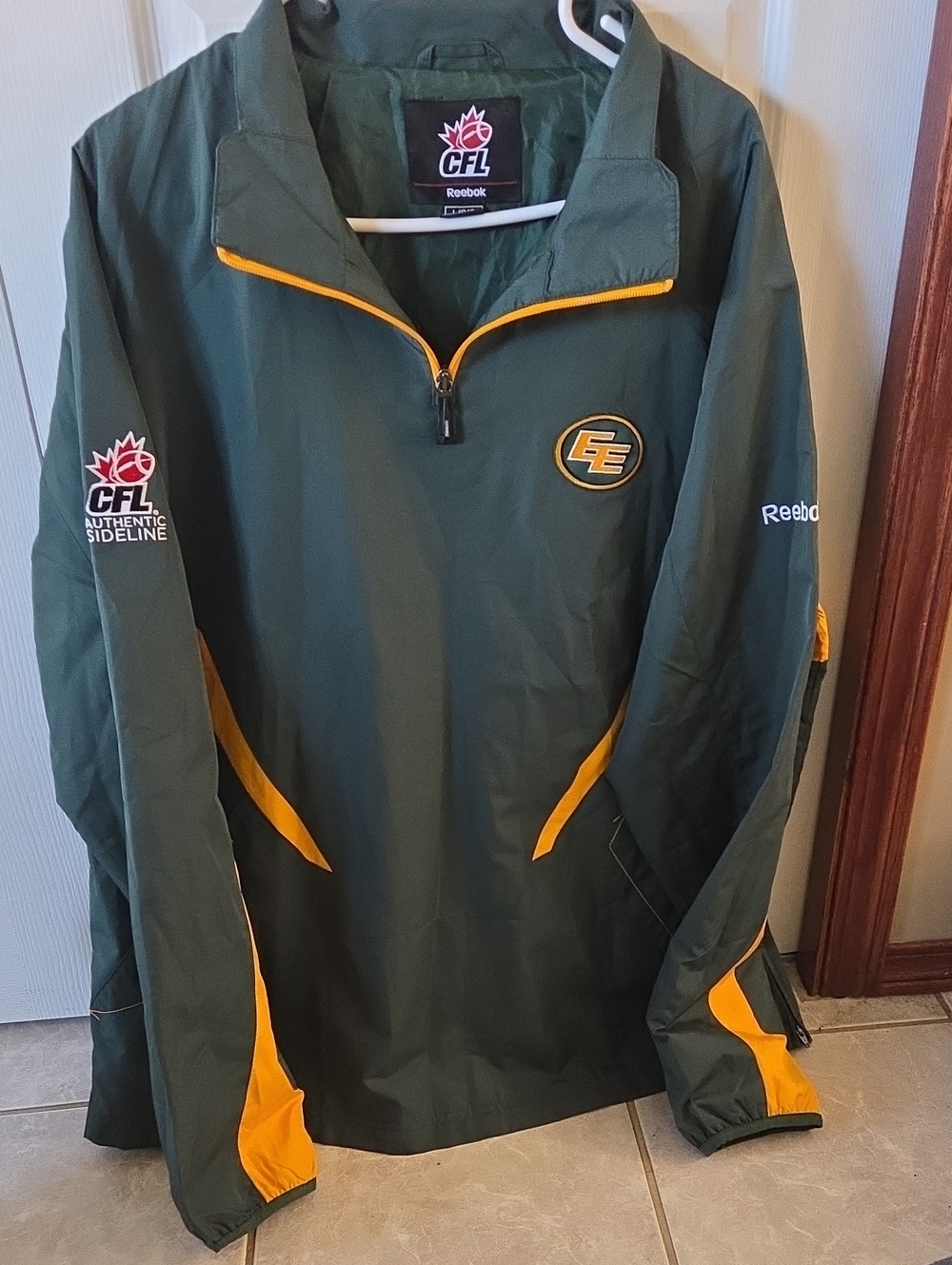 Edmonton Eskimos Pullover Windbreaker - Edmonton Elks - Iconic 2011 CFL - Large